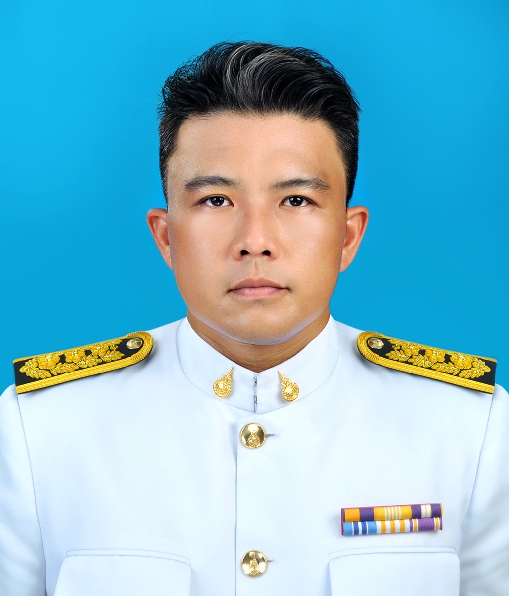 นายประพันธ์ วัฒนเดชาชาญ