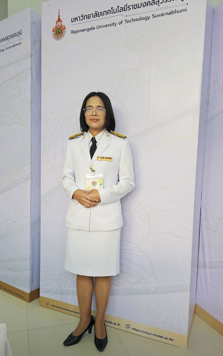 นางสาวมาลี ทวนทอง
