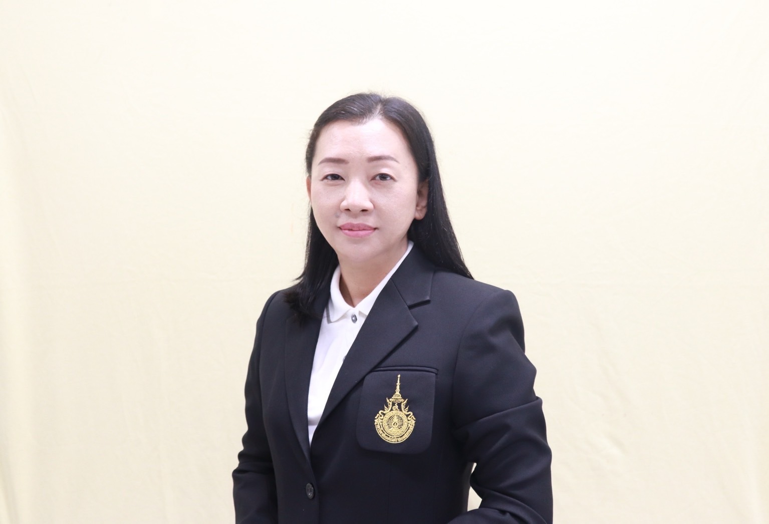นางอัจฉรา ลักษณสมบูรณ์